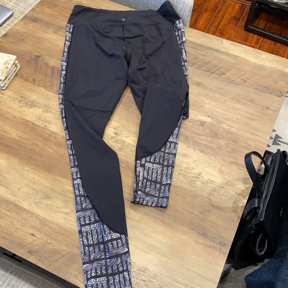 Lululemon Lab Limited Edition Leggings - Picture 4 of 5